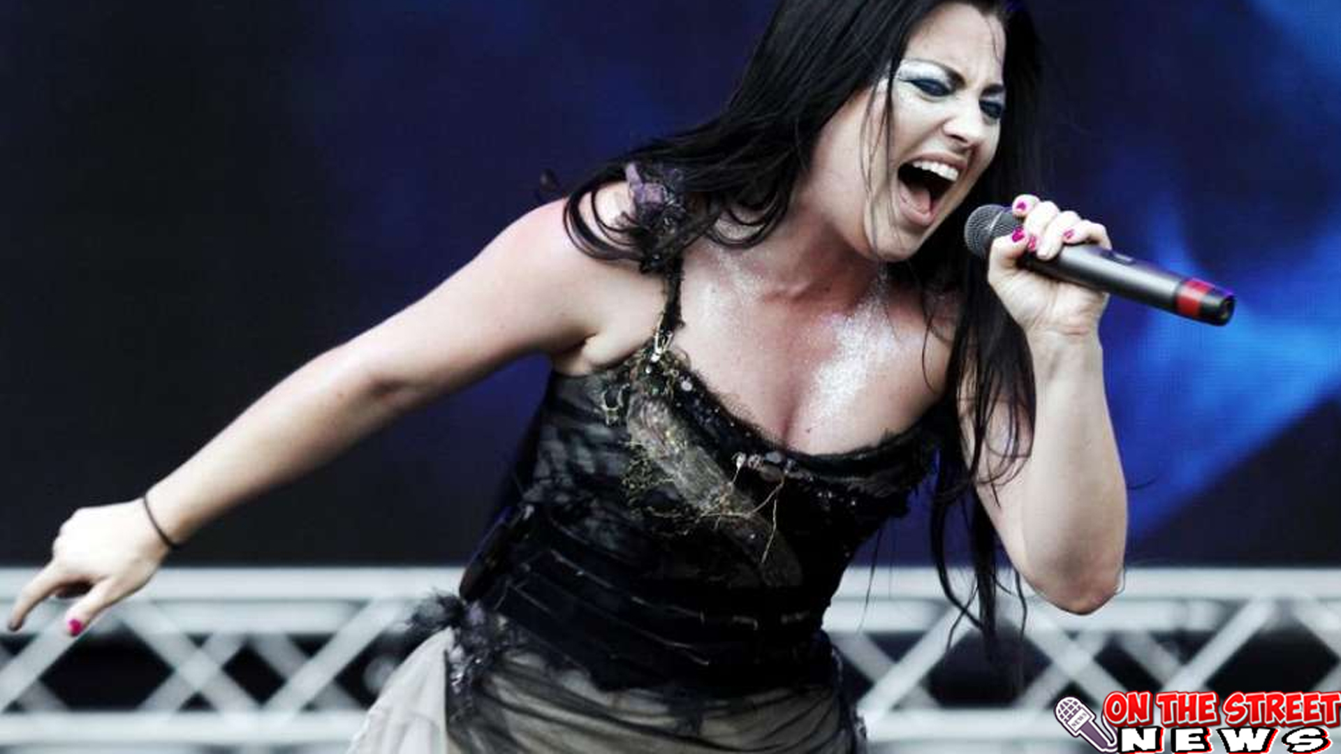 Kalau Suara Bisa Menyihir Amy Lee Udah Penyihir Tertinggi!