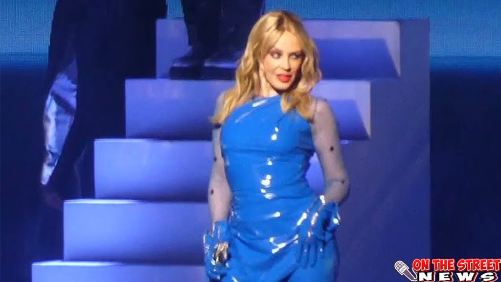 Gaya Kylie Minogue, Bukti Pesona Tak Luntur oleh Zaman!