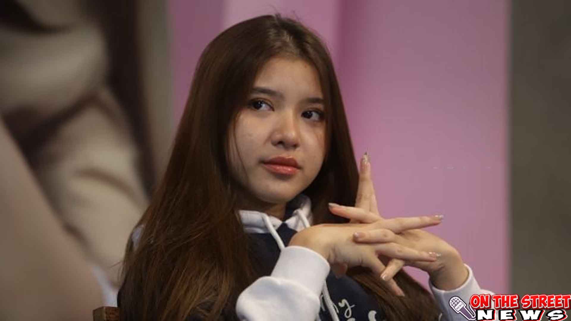 Lagu Galau Makin Kena Kalau Sudah Dinyanyikan Tiara Andini