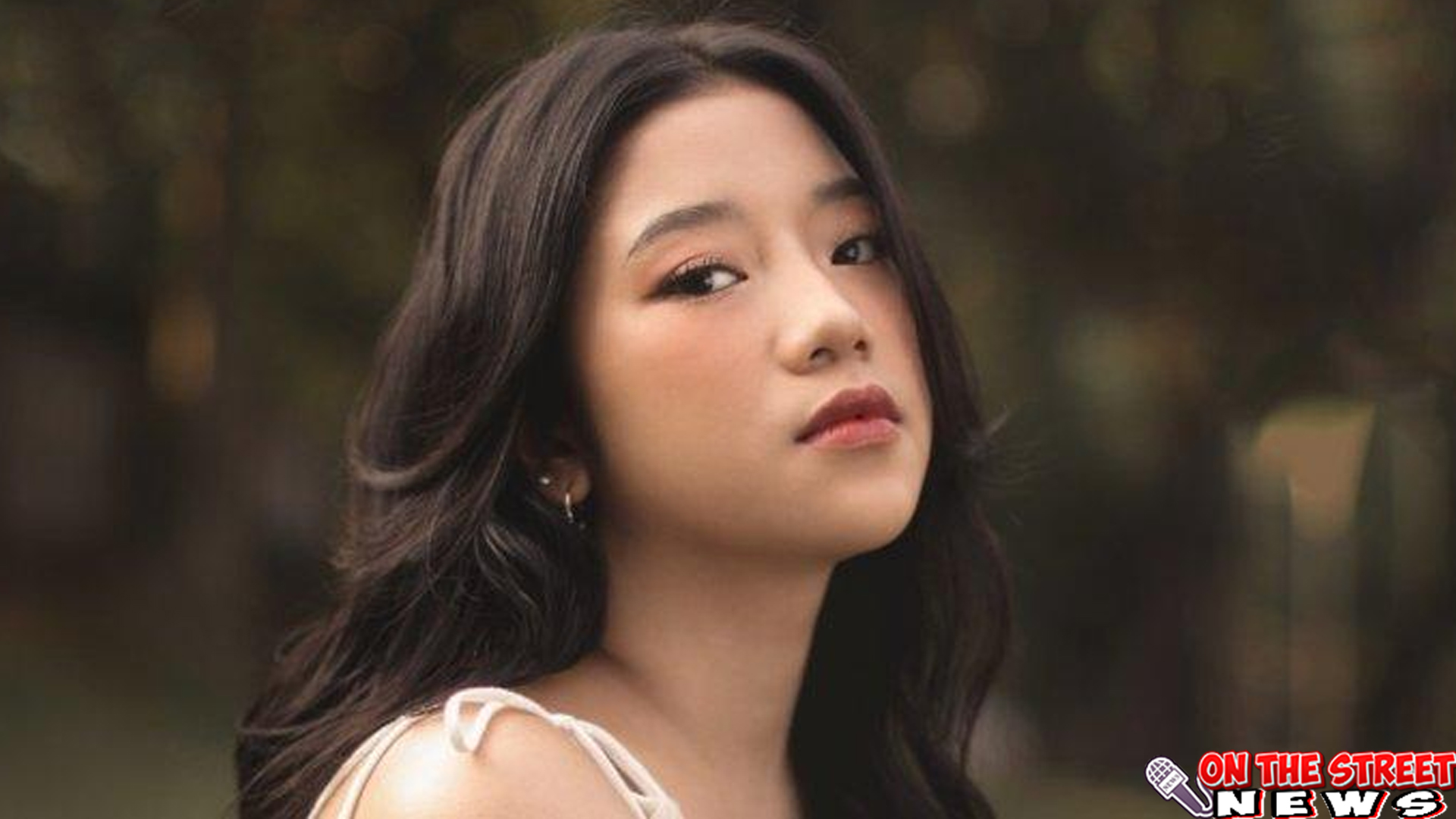 Dengerin Lagu Anggis Devaki, Dijamin Bikin Kamu Ketagihan!