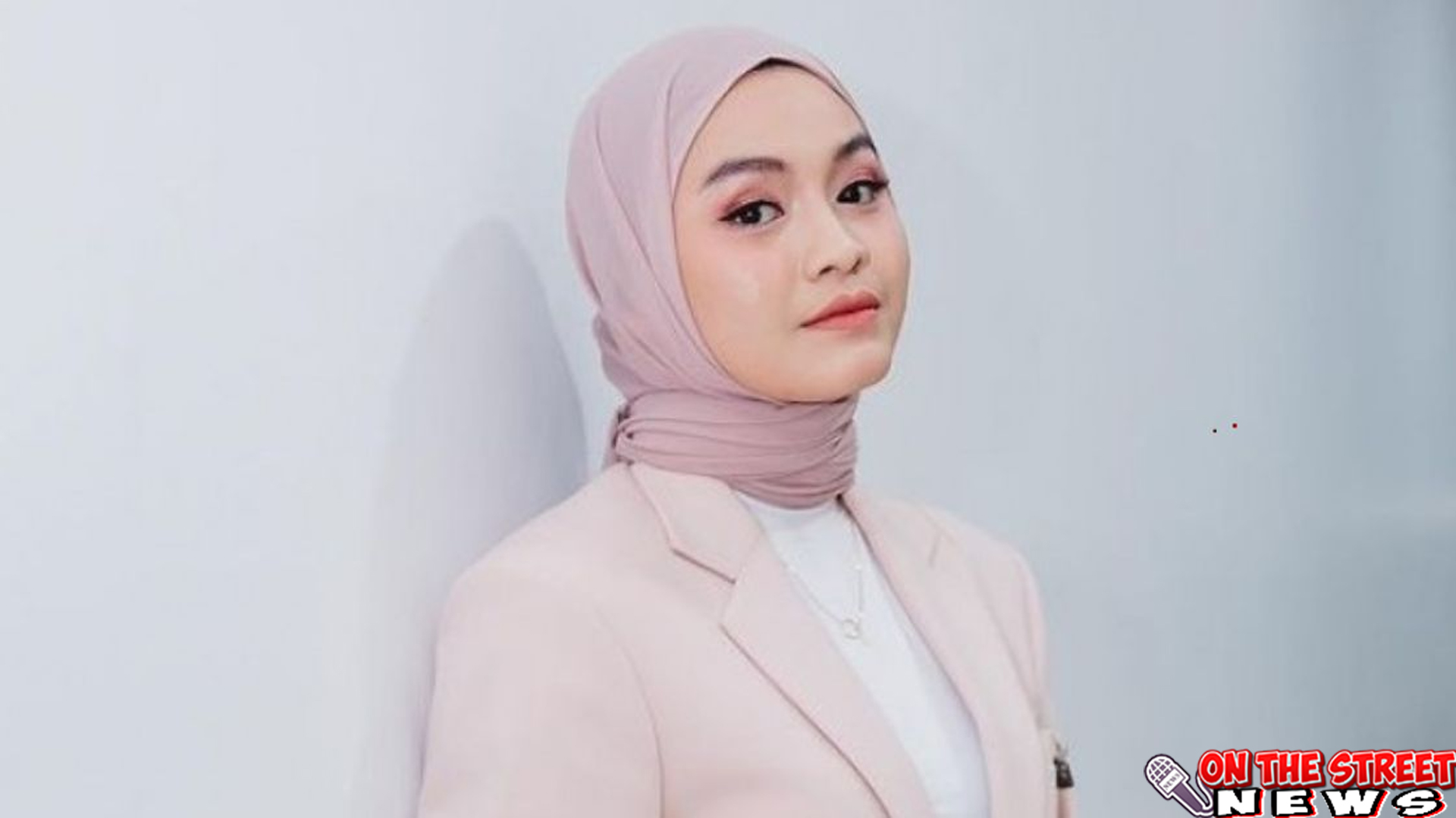 Salma Salsabil Dari Nada ke Hati, Penyanyi Penuh Pesona!