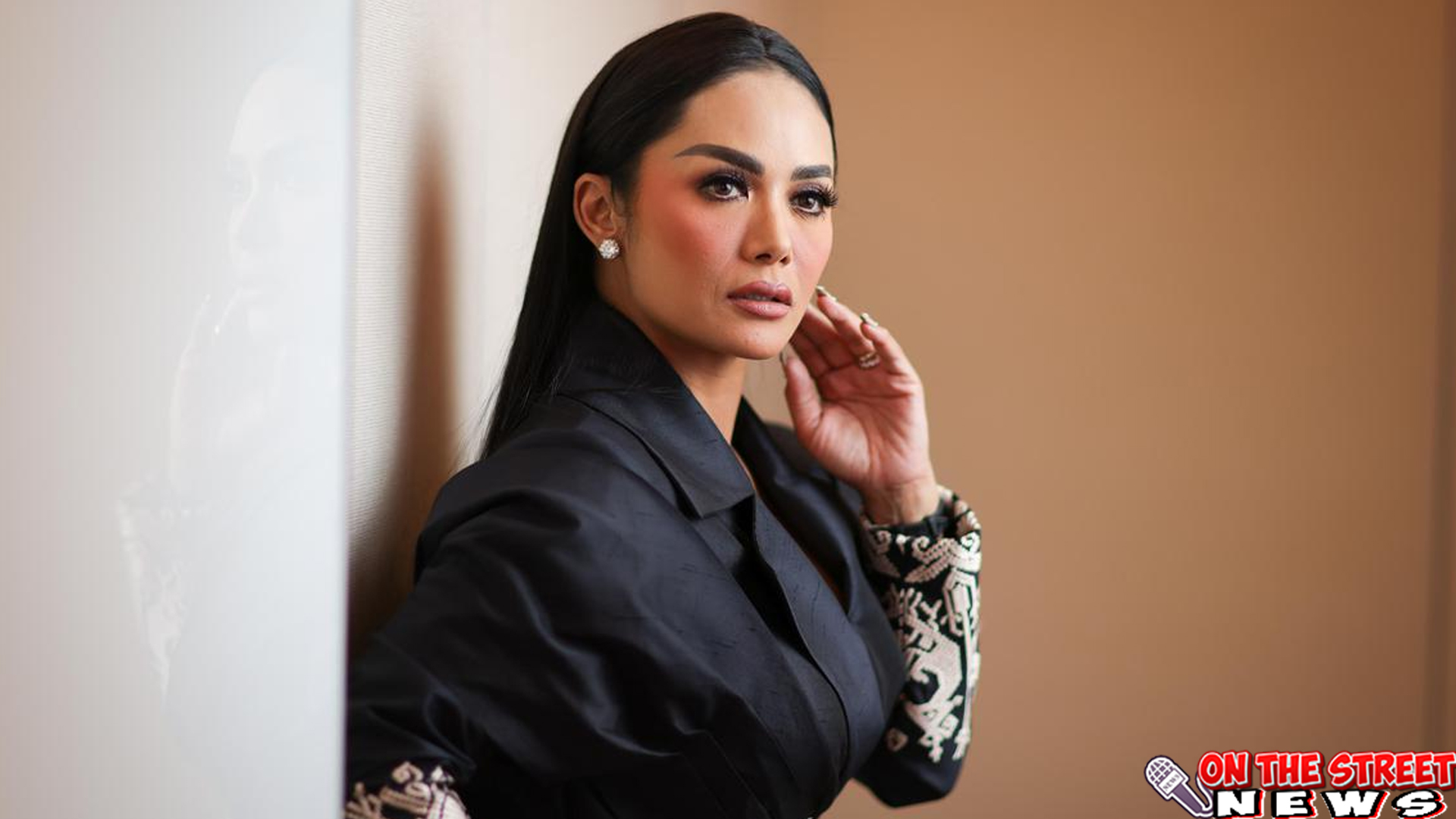 Kris Dayanti Elegan Vokal Mematikan, dan Karisma Tiada Dua!