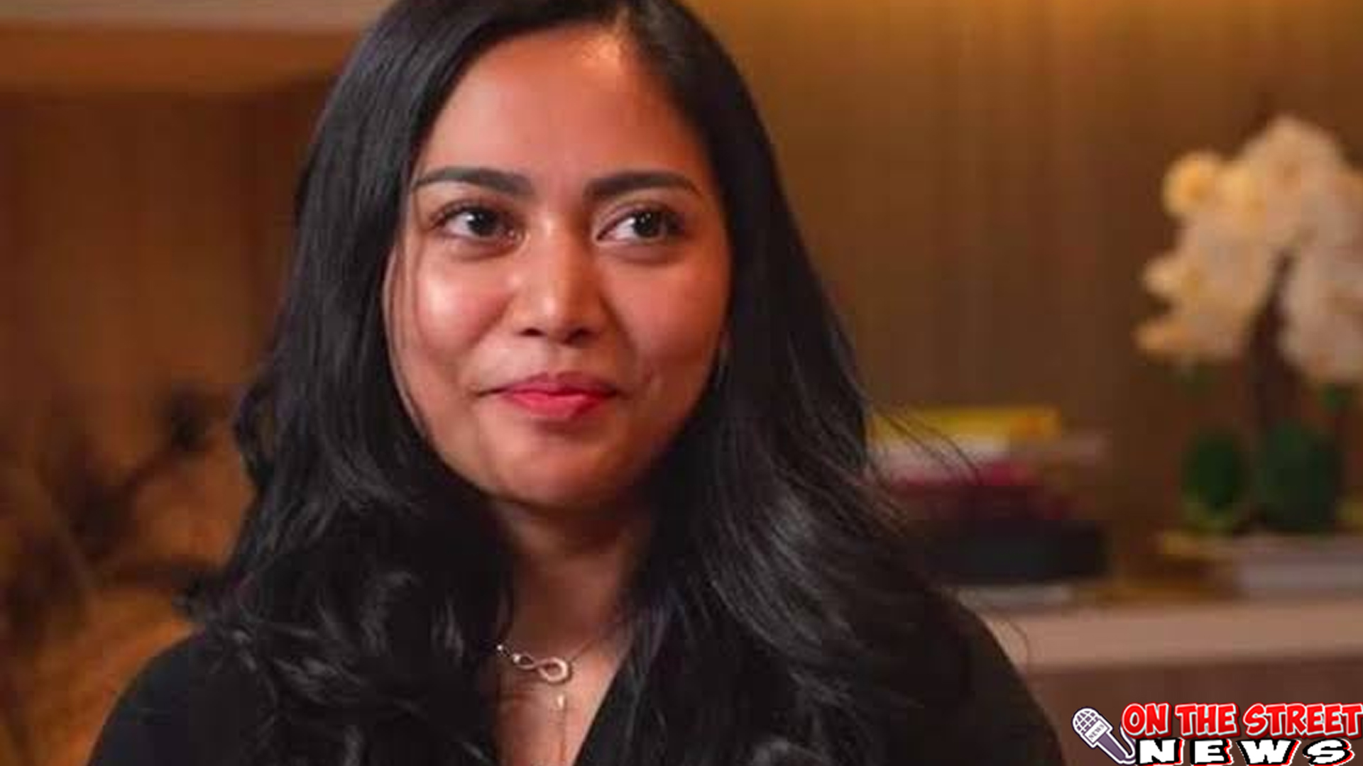 Ellya Khadam Jadi 5 Idola Baru di Dunia Musik Inspiratif