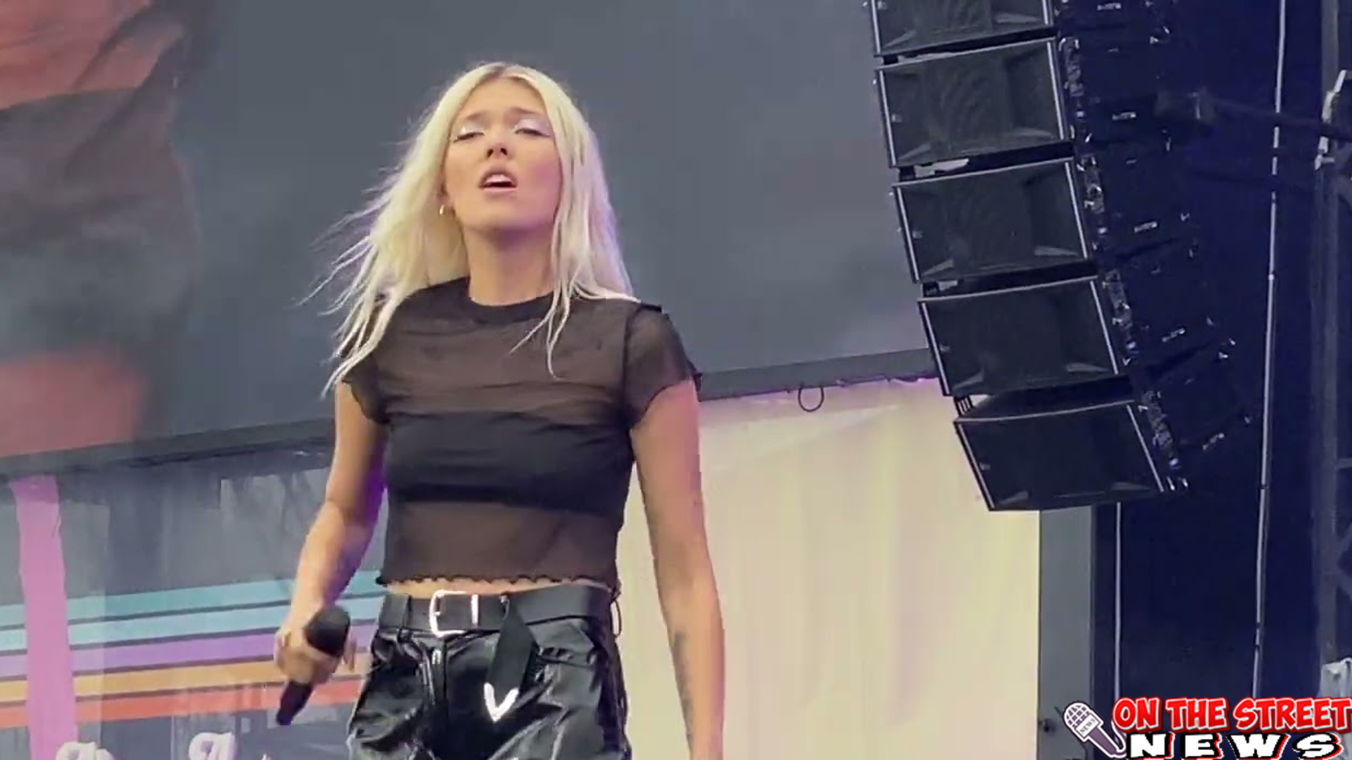 Daria Zawiałow 7 Lagu Terbaik yang Wajib Didengar