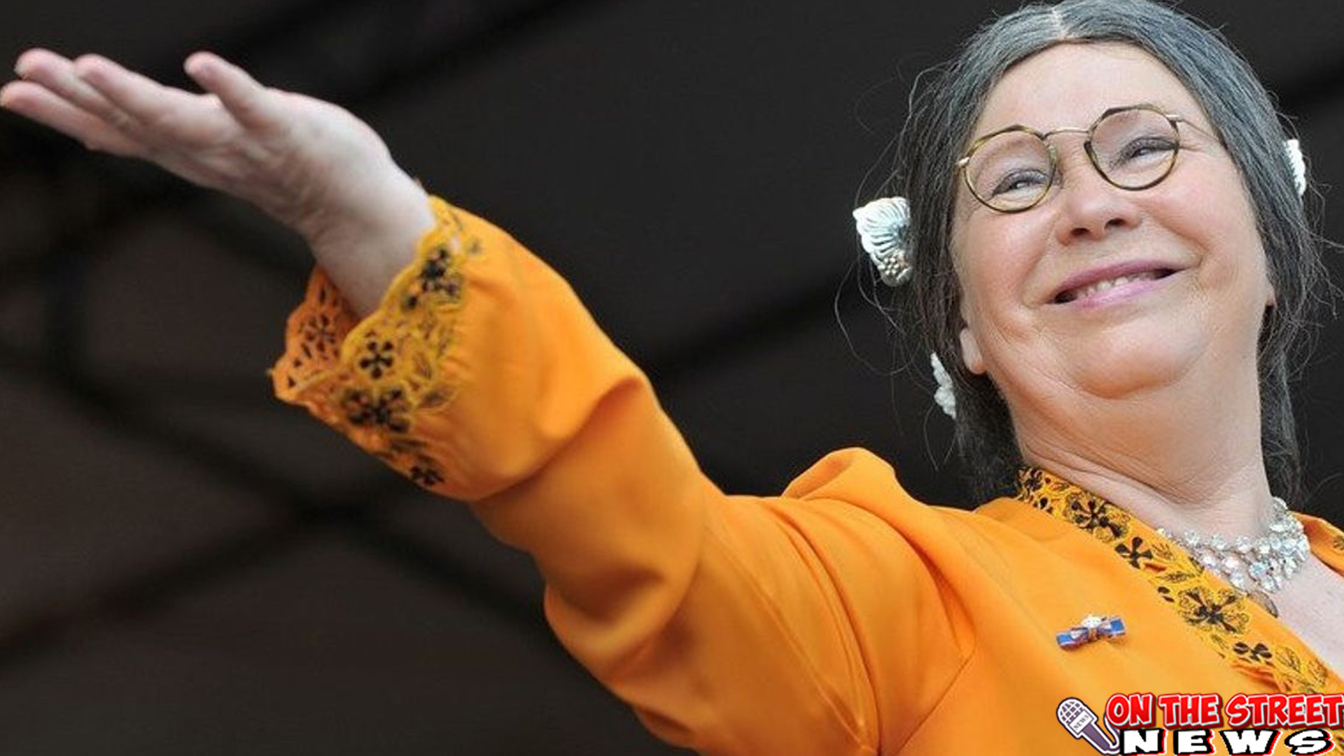 Wieteke van Dort Emas Baru Negeri Kincir 2 Angin!