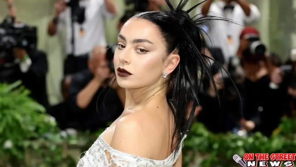 Charli XCX Penuh Comeback-nya di Tahun 2025