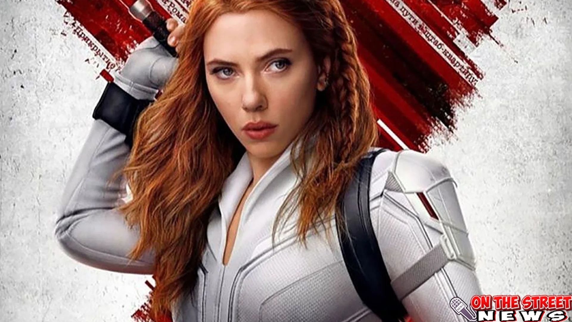 Scarlett Johansson Beraksi Indah di Gotham The Batman 2