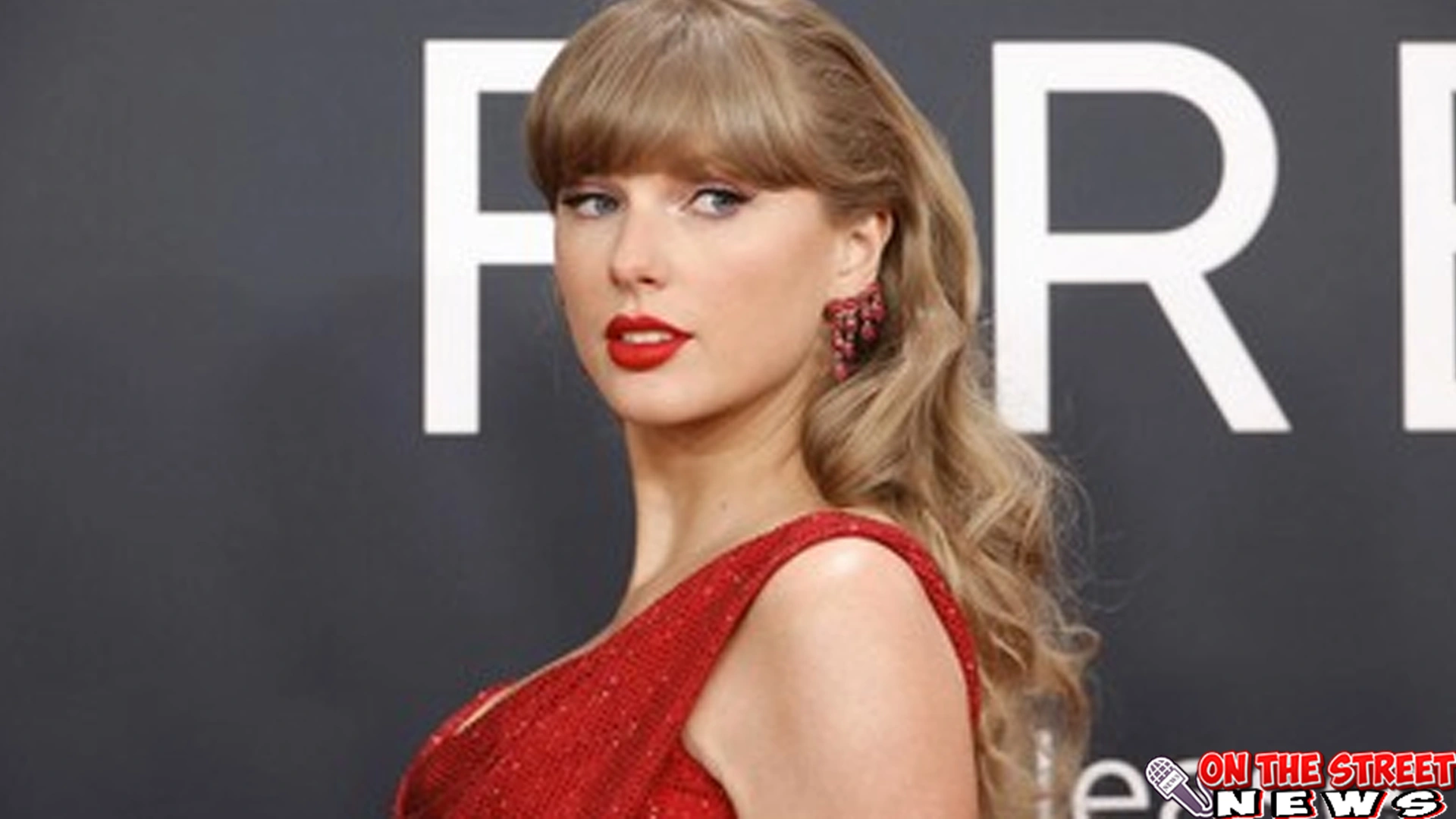 Taylor Swift Diduga 4x Hina Justin Baldoni, Ada Apa?
