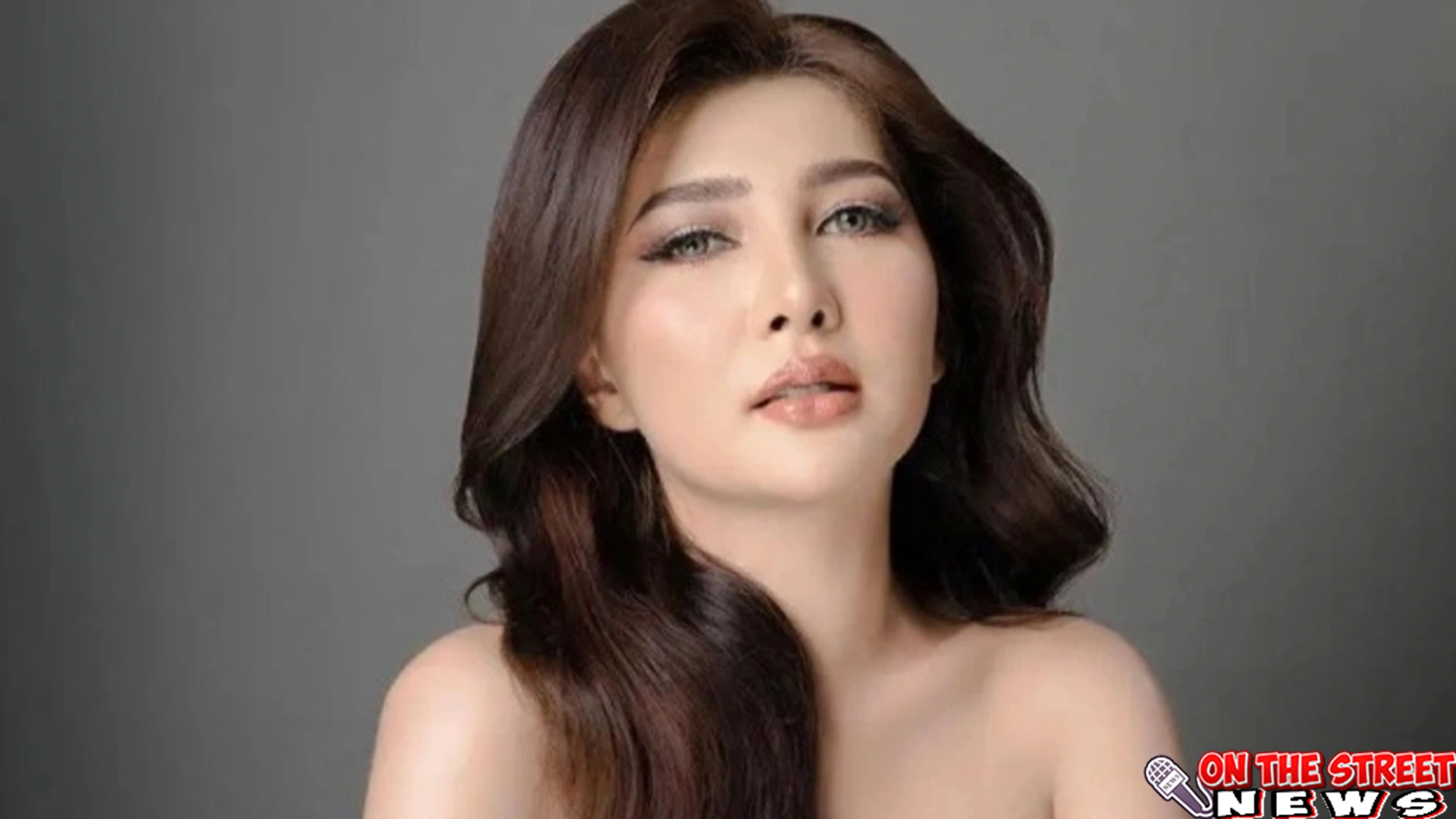 Jeni Rahmadial Fitri Dilabrak 1 Istri Sah