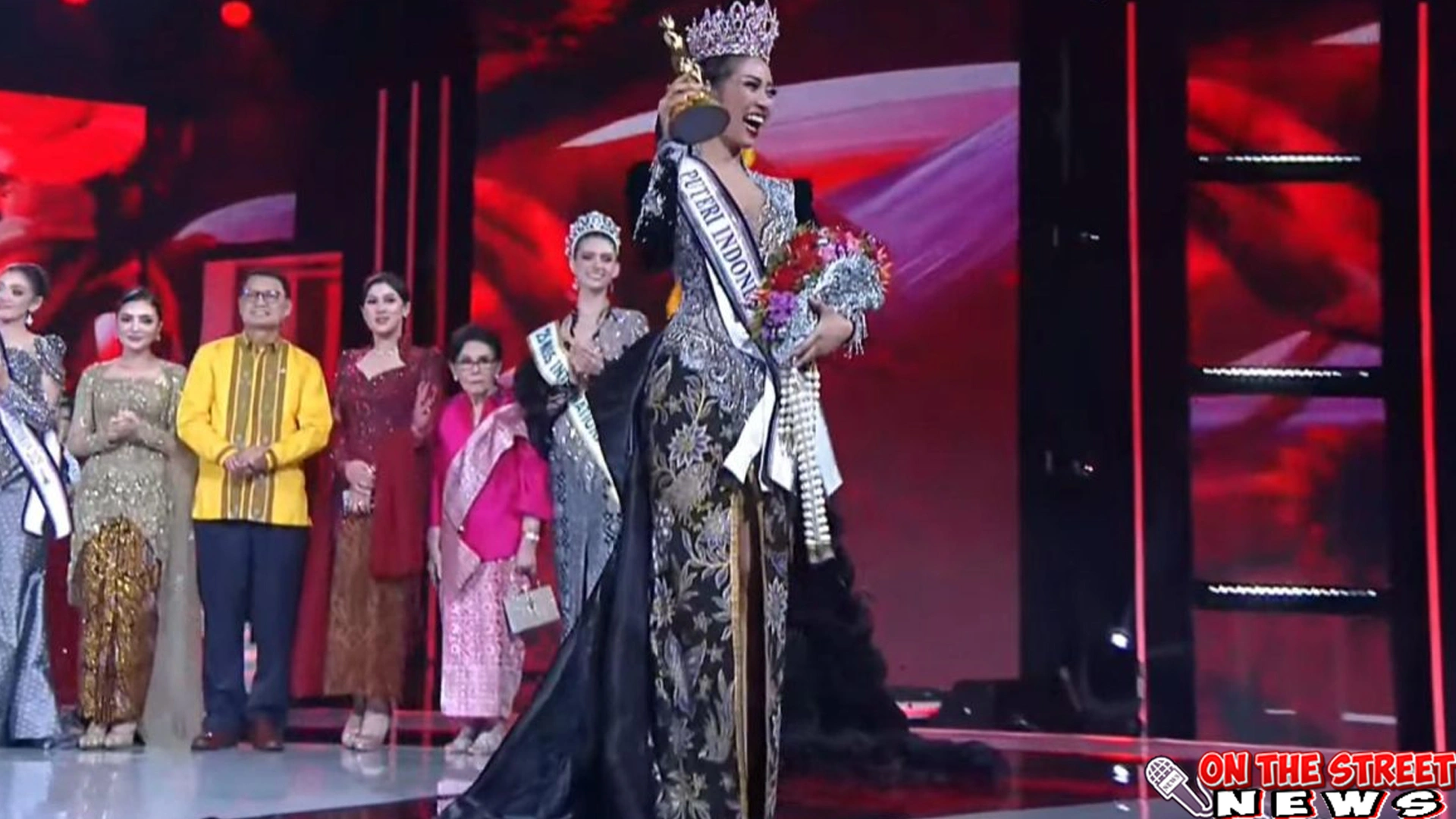 Agnes Aditya Rahajeng Resmi Dinobatkan Puteri 2026